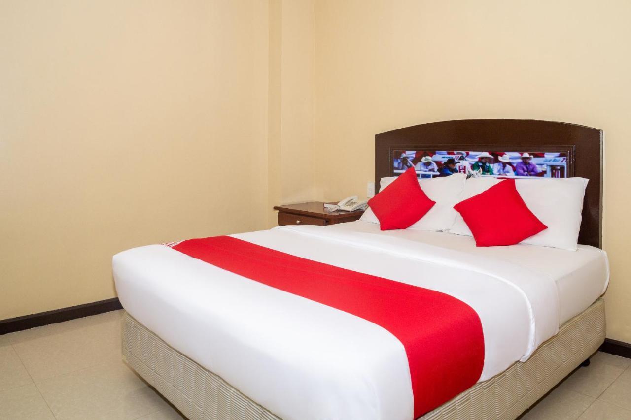 Oyo 133 Jazzy James Country Hotel 2 Davao City 외부 사진