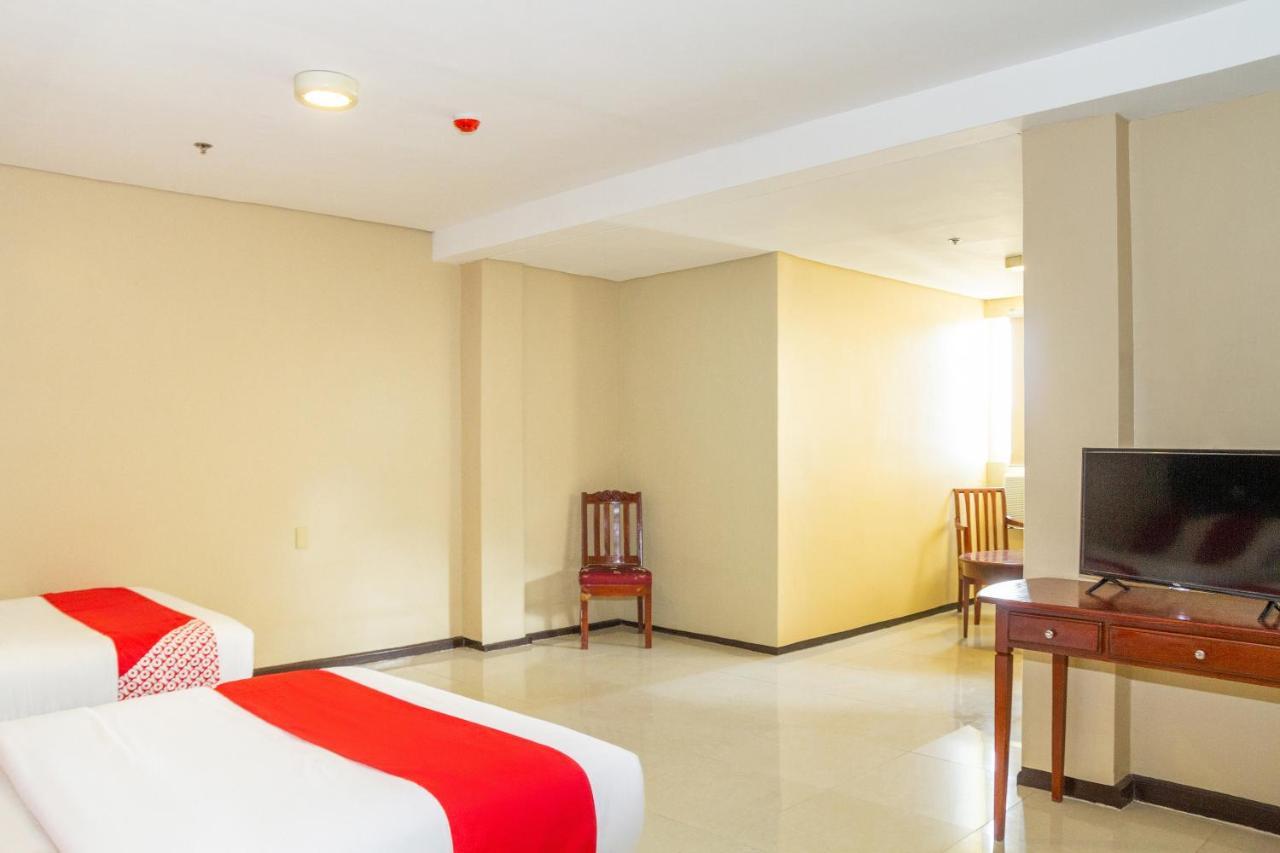 Oyo 133 Jazzy James Country Hotel 2 Davao City 외부 사진
